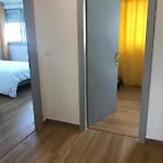 Sion Centre - Parking Et Balcon-wifi 5g Gratuit Appartement *